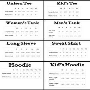 以下が含まれることがあります： ユニセックスTシャツ、子供用Tシャツ、レディースタンクトップ、メンズタンクトップ、長袖シャツ、スウェットシャツ、フーディー、子供用フーディーなど、さまざまな種類の衣料品のサイズ測定値（インチ）を示す表です。