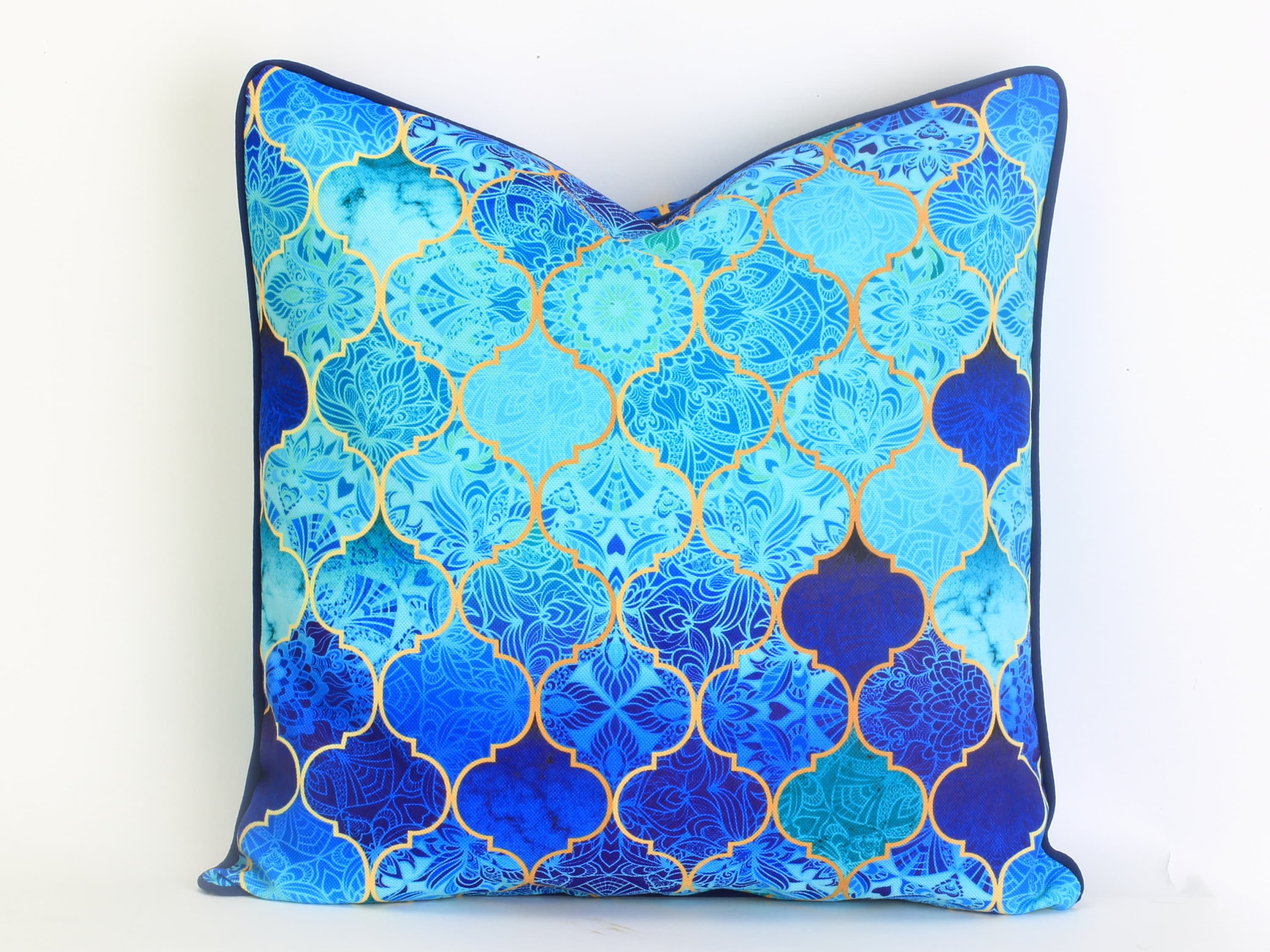 quatrefoil throw pillows