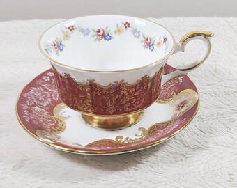 Paragon Trenton Burgundy and gold tea cup and saucer, 1950's Fine bone China tea set