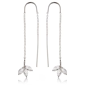 Srebrne kolczyki z kryształkami i nawlekaczem do kwiatów