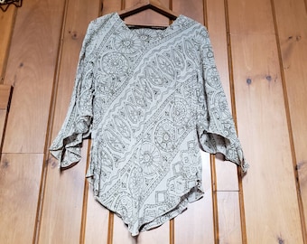 Boho Earth Tones Tunic Top // Y2K Womens Abstract Angel Sleeve Blouse