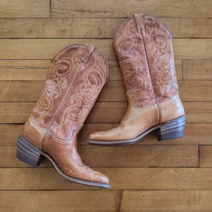 Vintage Leather Ropers Size 7M 70s Leather Cowboy Boots / Texas Brand Western Riding Boots