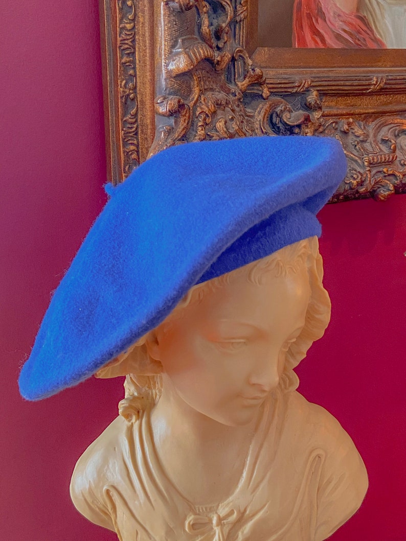 Blue vintage 1987 Liz Clairborne 100/% wool beret