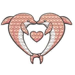 Puede incluir: Dos delfines rosas se miran, con sus colas entrelazadas, formando un corazón. Un corazón rosa con un patrón de corazones más pequeños está en el centro de la forma de corazón.