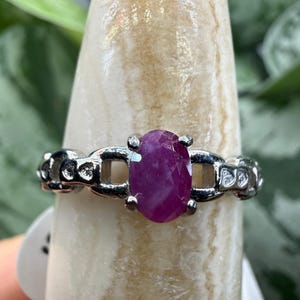 Faceted Ruby Ring Size 8 in 316L Stainless Steel- 4x6mm Oval Gemstone