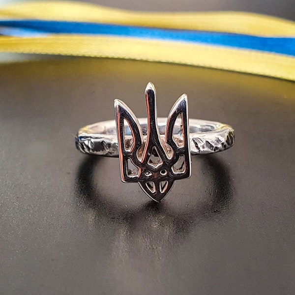 Ukrainian trident ring in sterling silver 925 rustic ring band ukrainian seller tryzub "Victory ring"