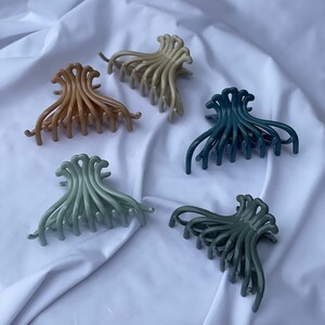 New Orleans Hair Claws, Vintage Style French Hair Claw, Hair Accessories, Hair Claws, Colorful Hair Claws, Minimalistic Hair Accessories