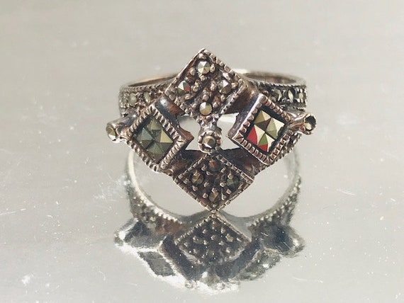 Chunky Sterling Silver Pyramid Cut Marcasite Ring Siz