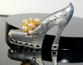 Large Silver Perl Shoe High Heel Brooch pin,birthday gift for her unique,teen girl jewelry,teenage girl gifts