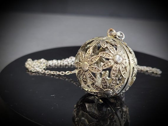 Silver large flower pendant long chain necklace, … - image 9