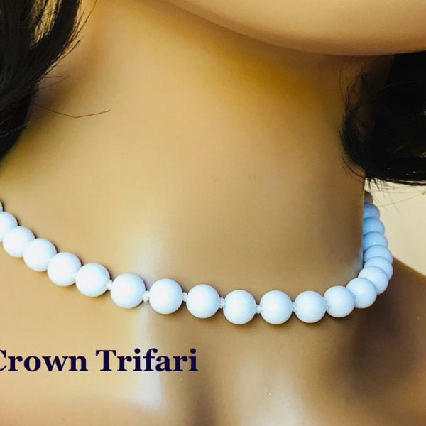 Elegant Vintage Trifari Choker Necklace with Acrylic Beads and Faux Pearl Accents