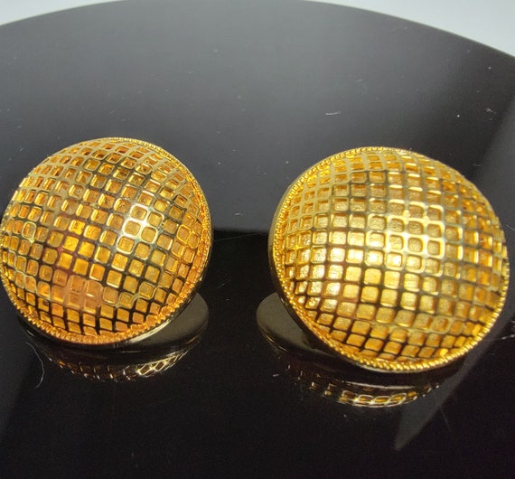Antique button metal mesh clip earrings, bold ant… - image 1