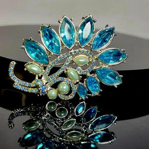 Vintage Aquamarine Marquise Crystal Pearl Floral Brooch, Large Antique Silver Tone, 60th Birthday Gift for Women, Evening Dress Jewelry