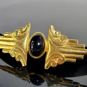 Long Vintage gold tone black onyx gem brooch  pin, Onyx cabochon brooch