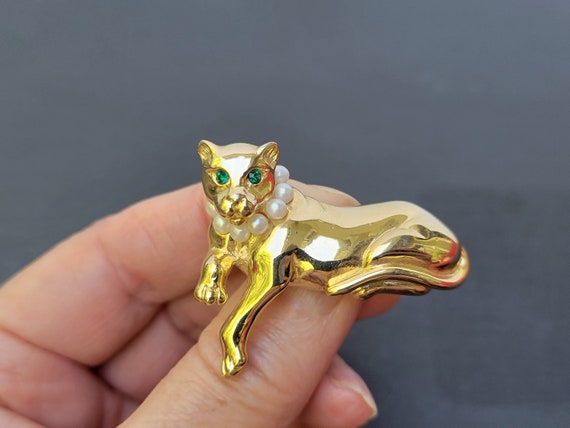 Gold tone cat brooch pin lot ,jungle cat brooch v… - image 4