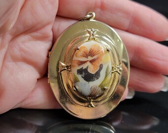 Vintage oval porcelain flower locket pendant, Wishing locket prayer pendant,Multi Photo Locket pendant, Picture Locket pendant