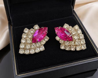 Vintage Ruby Red Crystal Leaf Earrings, 1950s Rhinestone Clip On Earrings, Art Deco Glam Jewelry, Old Hollywood Statement Earrings
