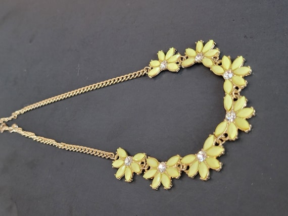 Lemon beaded daisy necklace with rhinestones, dai… - image 7