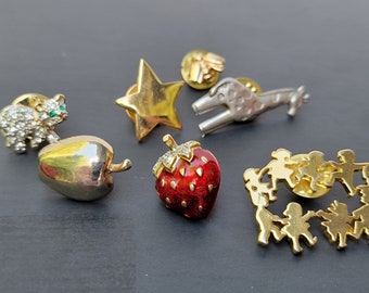 7  vintage small push pin brooch lot, antique brooch lot,strawberry pin ,giraffe pins women,rhinestone cat pin,star pin, enamel push pin