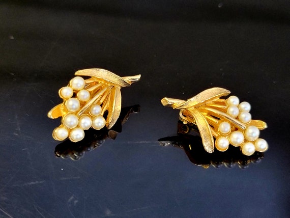 Antique delicate cluster small pearl earrings,sma… - image 10