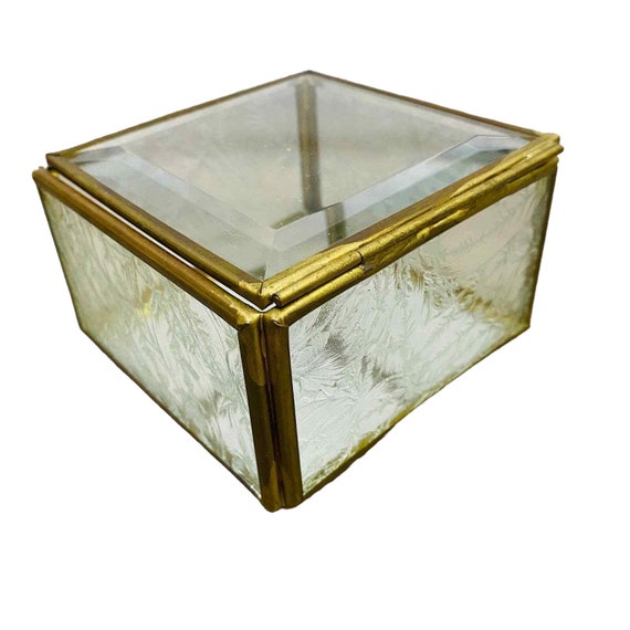 Vintage Clear Crystal Glass Brass Tone Trinket Bo… - image 4