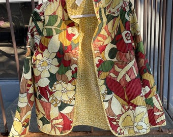 Vändbar vintagejacka med psykedeliskt blommönster