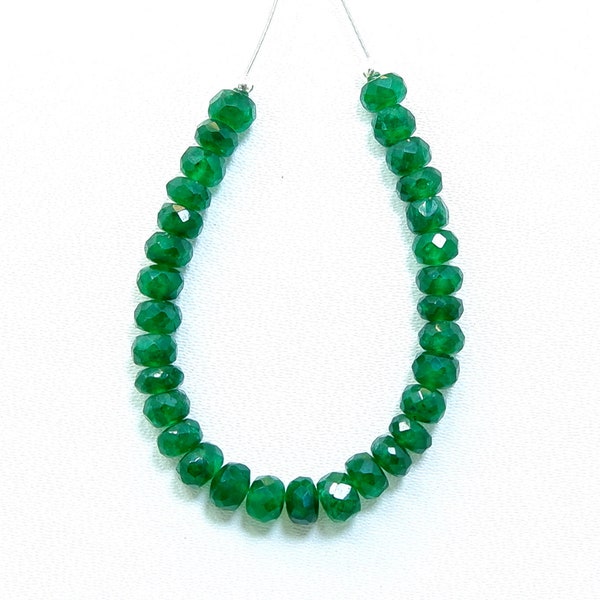 Rondelle à facettes émeraude de béryl naturel, perles de rondelle d’émeraude de 4 mm, 31 pierres précieuses d’émeraude vert foncé pour les fournitures de fabrication de bijoux