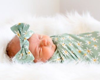 Daisy Baby Swaddle Blanket, Baby Girl Swaddle, Daisies Blanket, Newborn Swaddle, Girl Baby Blanket, Swaddle Set, Stretchy Knit Swaddle