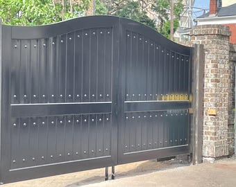Driveway /Estate gates / wrought iron “The Vigen Gate”