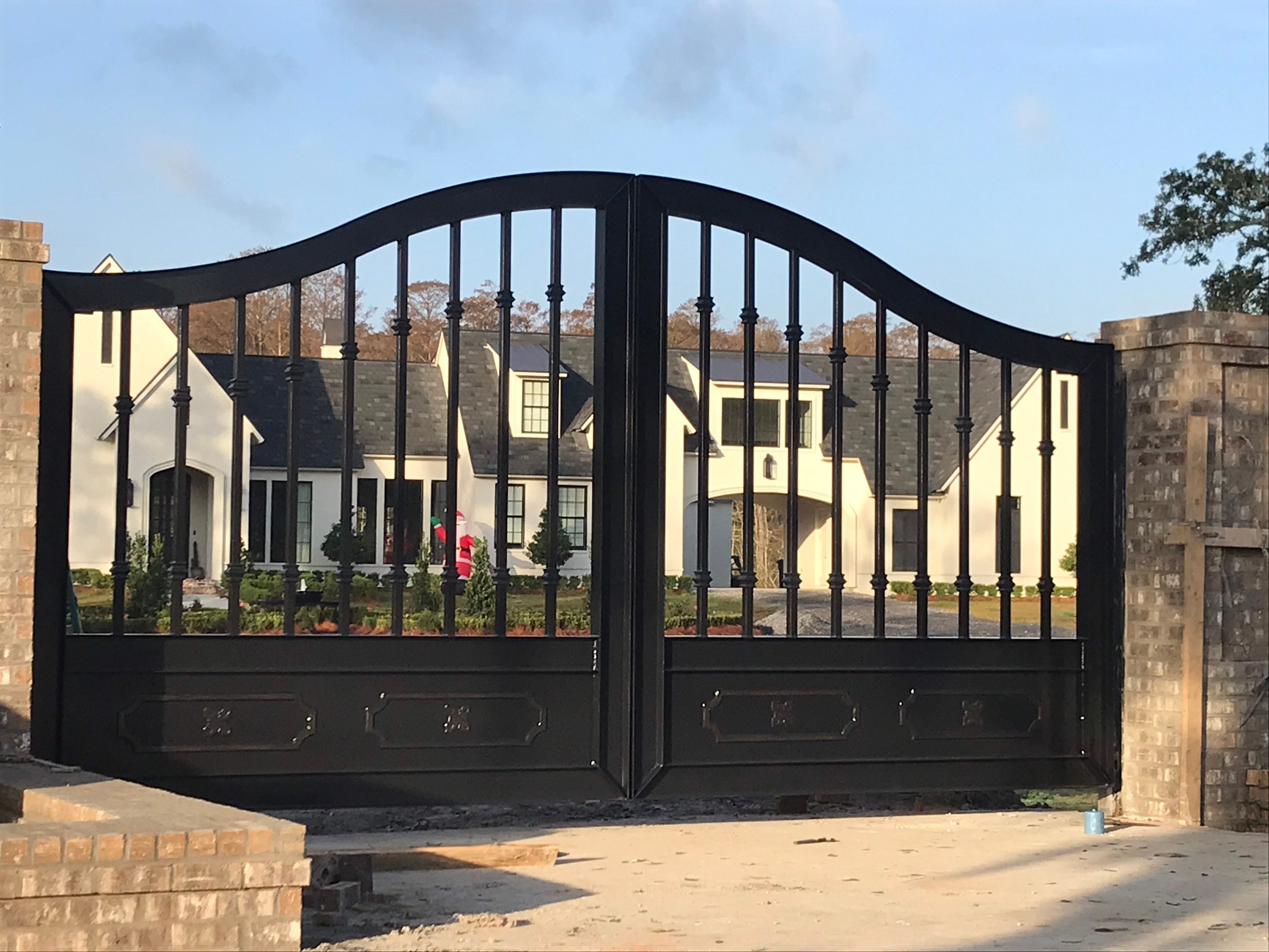 Driveway Gates/estate Gates / Wrought Iron/ Medieval Gates the Fresina