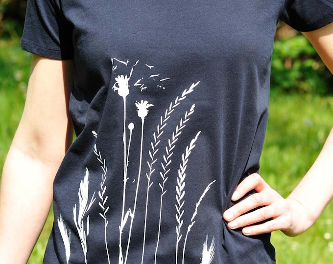Featured listing image: Women's T-Shirt "Vineyard Grasses"