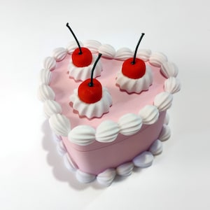 Druckbare 3D Dateien: Herzförmige Kuchen Geschenkbox, süßes Valentinstagsgeschenk für Frau oder Freundin, romantisches Geschenk, unechte Kuchen Kawaii Schmuckschatulle