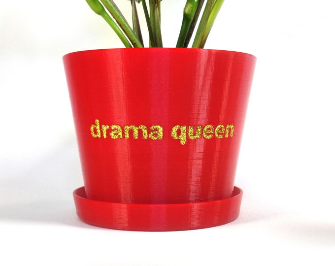 Drama Queen Planter with Drainage & Saucer, 3D Printable STL Files, Funny Plant Pot, Gift for Plant Lover, Quirky Home Decor, Novelty Pot