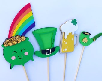 St. Patrick's Day Cupcake Toppers: Shamrock & Rainbow Party Decor