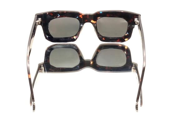Amazing Rectangular Black Tortoise Sunglasses - image 4