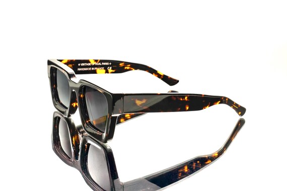 Amazing Glossy Brown Tortoise Rectangular Sunglas… - image 2