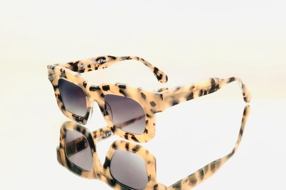 Amazing Rectangular Ivory & Black Tortoise Sungla… - image 4