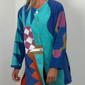 Haut vintage en soie brute : design ouest-africain peint à la main, boutons argentés