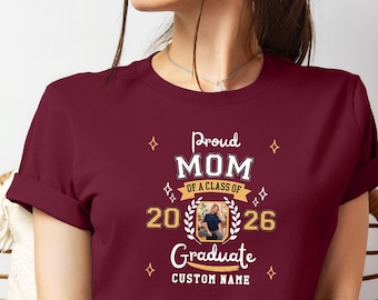 Conjunto de camisetas a juego para la promoción de 2026 de la familia Proud Family, marca Bella Canvas 3001