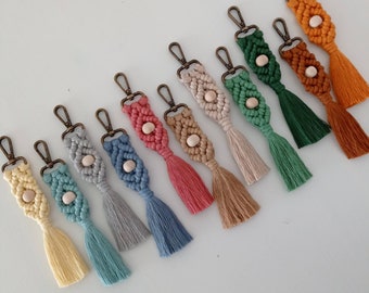 Bulk macrame keychain,bridal shower,bridesmaid gifts, wooden bead keychain,wedding gift