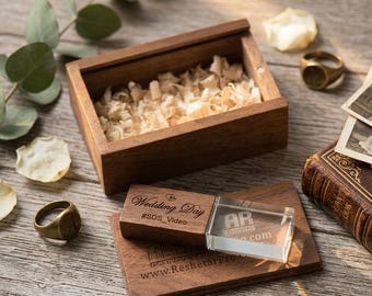 Personalized 32GB Walnut Wood USB Flash Drive Box – Engraved USB drive, perfect as a wedding, birthday, or corporate gift