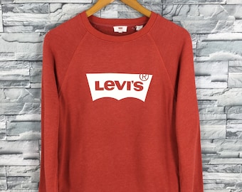 red levi jumper