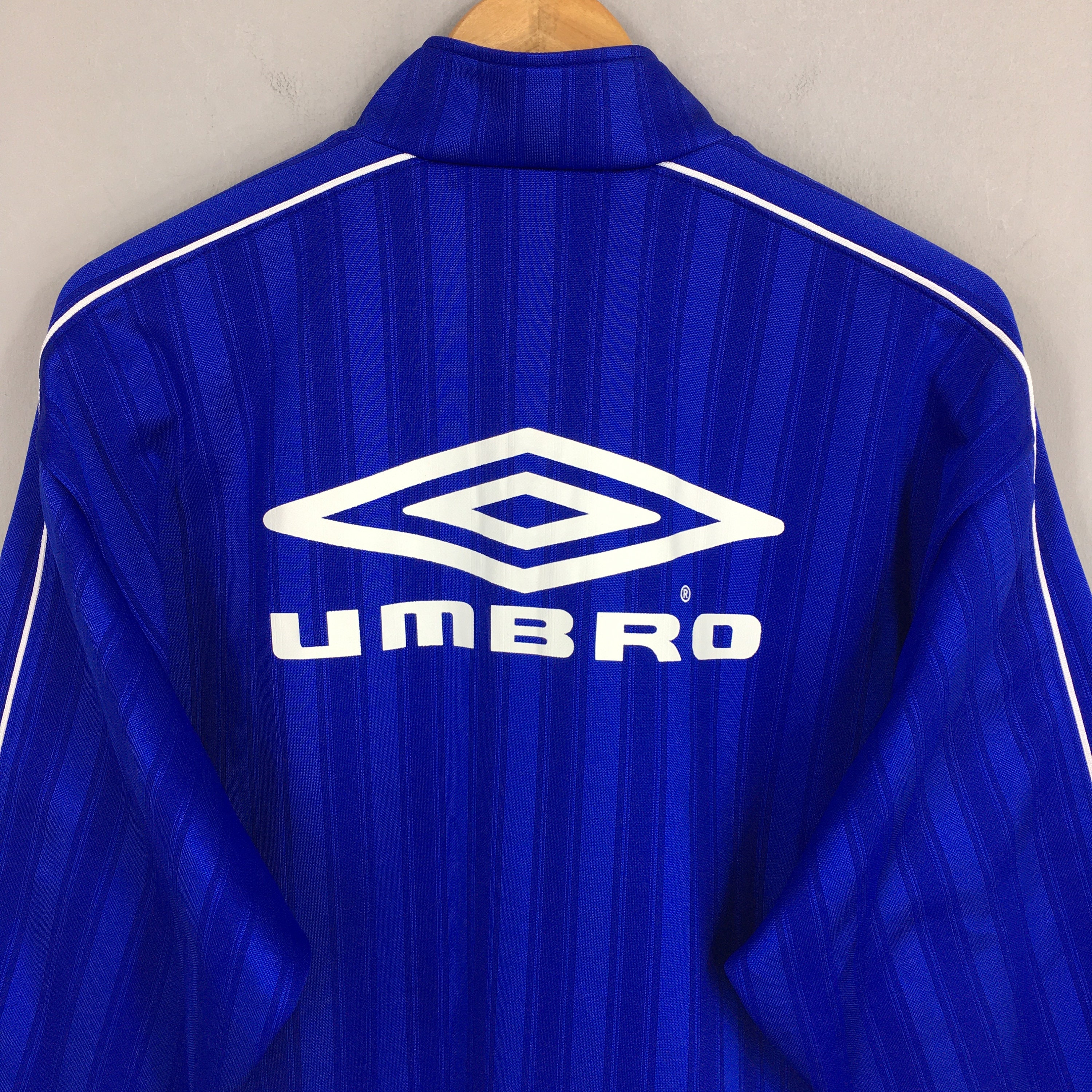 Vintage 90's Umbro Windbreaker Jacket Large Umbro Sportswear Vintage 90's Umbro Windbreaker Jacket Large Umbro Sportswear