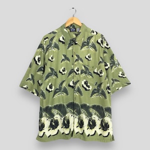 Vintage 90s Floral Leaves Shirt Large Mens Hawaii Aloha Floral Guam Beach Party Honolulu Summer Wear Rayon Tropical Guam Button Up Size L