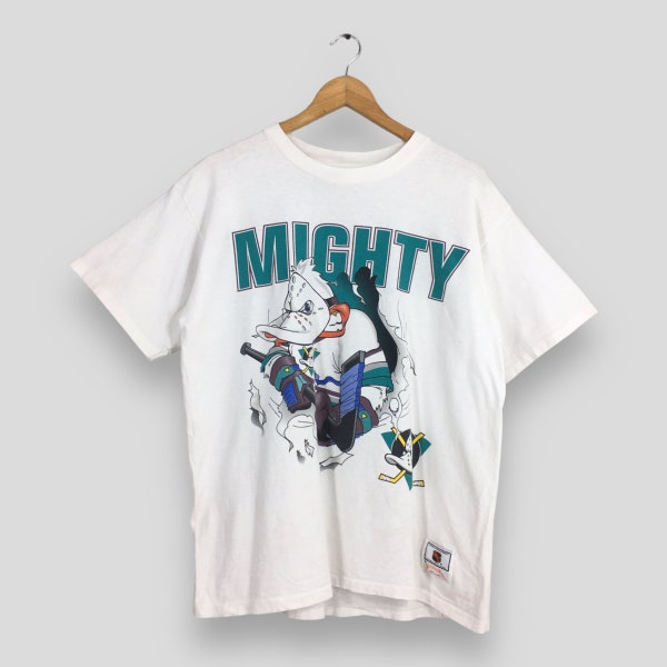 Vintage 90's Mighty Ducks Hockey Nhl camiseta XLarge Nutmeg Sports Equipo de hockey sobre hielo Anahaeim Ducks Ropa deportiva Mighty Ducks Camiseta blanca Tamaño XL