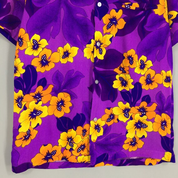 Vintage 1970s Hawaiian Sunwear Purple Floral Shir… - image 4