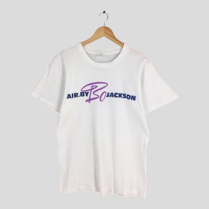 Vintage 90s Nike Air Bo Jackson White T shirt Medium Bo Jackson Im An Athlete Print Shirt Chicago White Sox Baseball Outfielder MLB Tees M