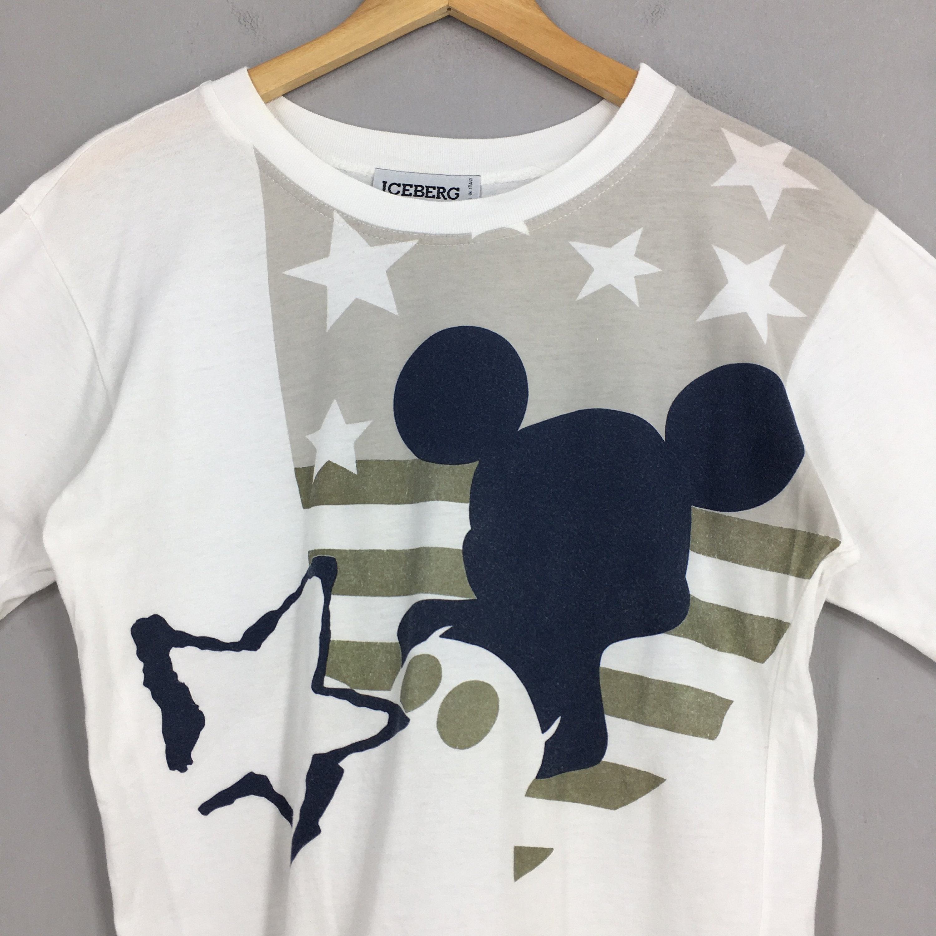 Vintage Iceberg Italy Mickey Mouse Cartoon White T Shirt Vintage Iceberg Italy Mickey Mouse Cartoon White T Shirt