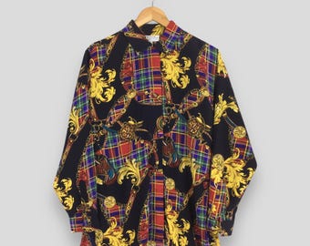 Chemise en soie baroque royauté vintage des années 90, designer de taille moyenne, hip hop, nouveauté baroque, richelieu décontracté, chaîne en or, vêtements de luxe floraux, boutons taille M