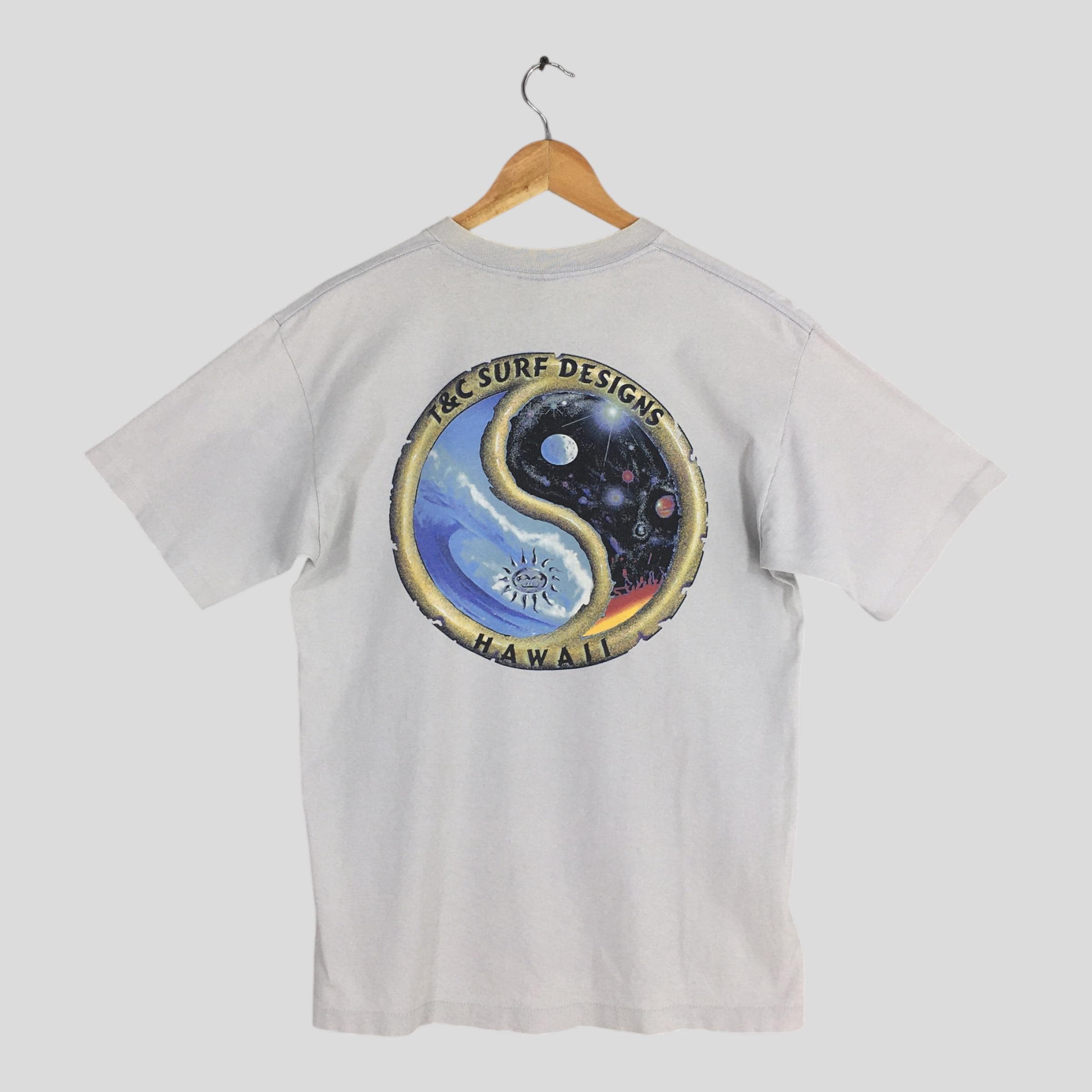Vintage 90s T&C Surf Designs Hawaii Yin Yang Surf Gray Tshirt